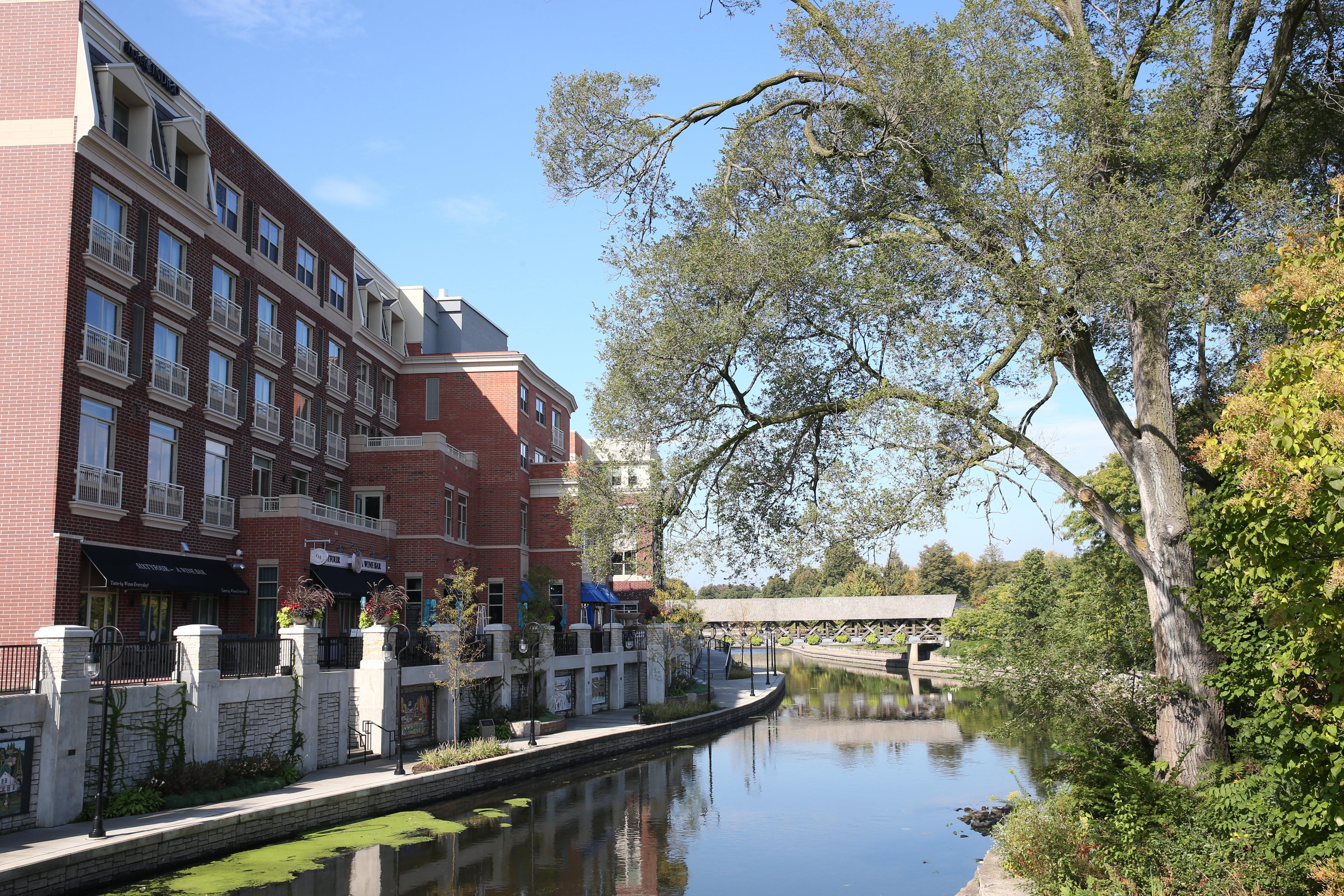 Hotel Indigo Naperville Riverwalk By Ihg Exterior foto