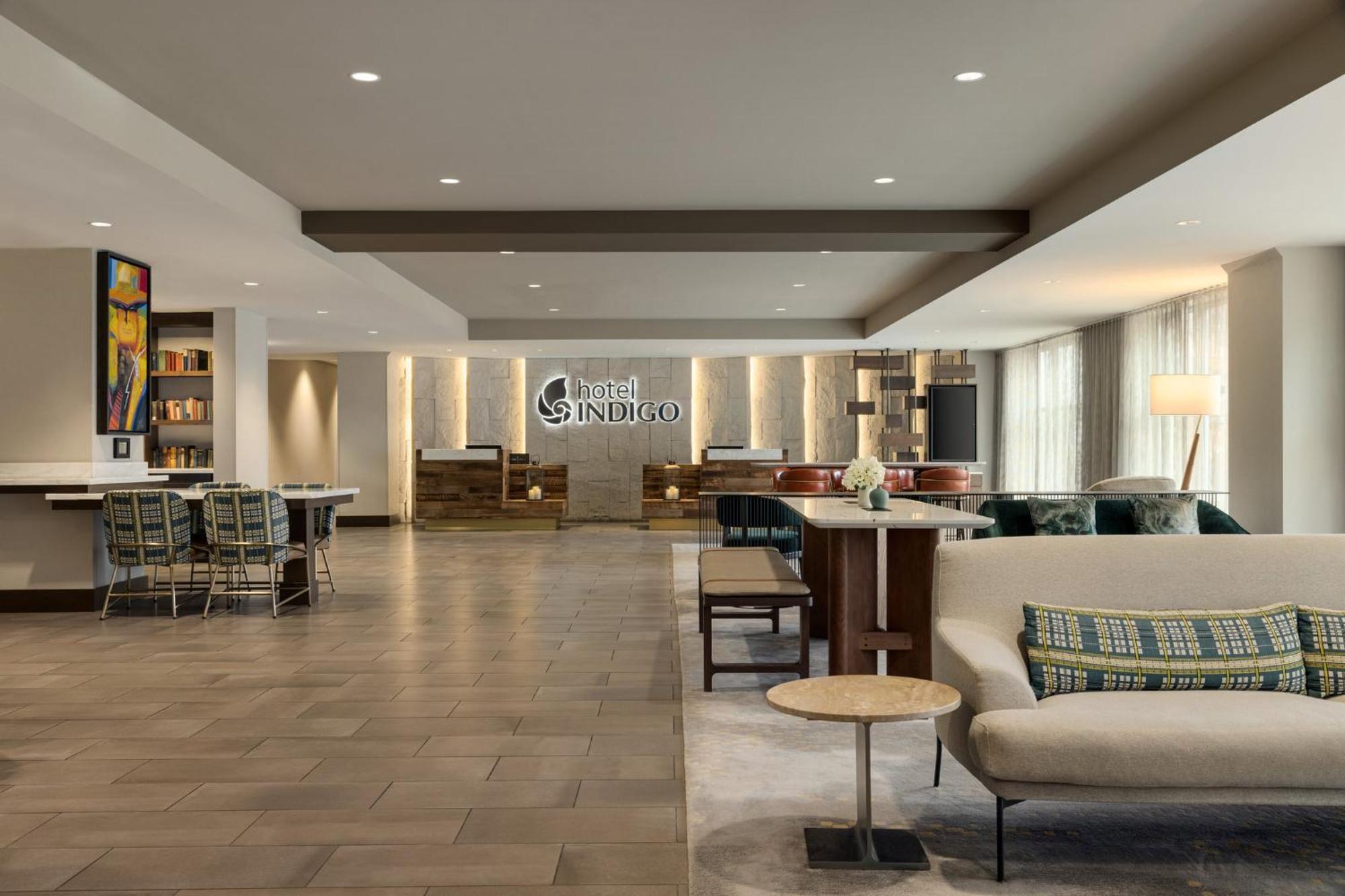 Hotel Indigo Naperville Riverwalk By Ihg Exterior foto